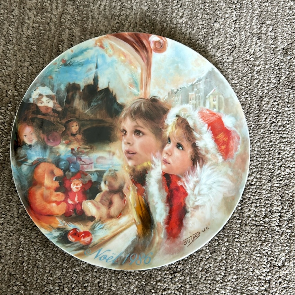 Christmas collector plate